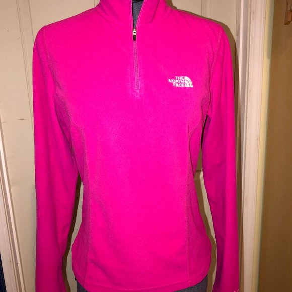 The North Face Tops - North Face Women's Pullover Fleece (Small)